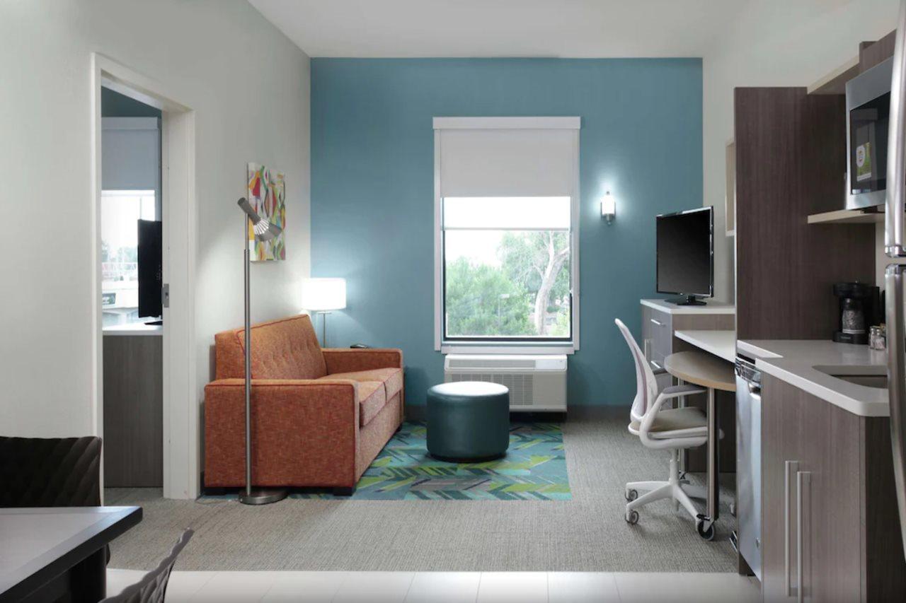 Home2 Suites By Hilton Fort Collins Exterior photo